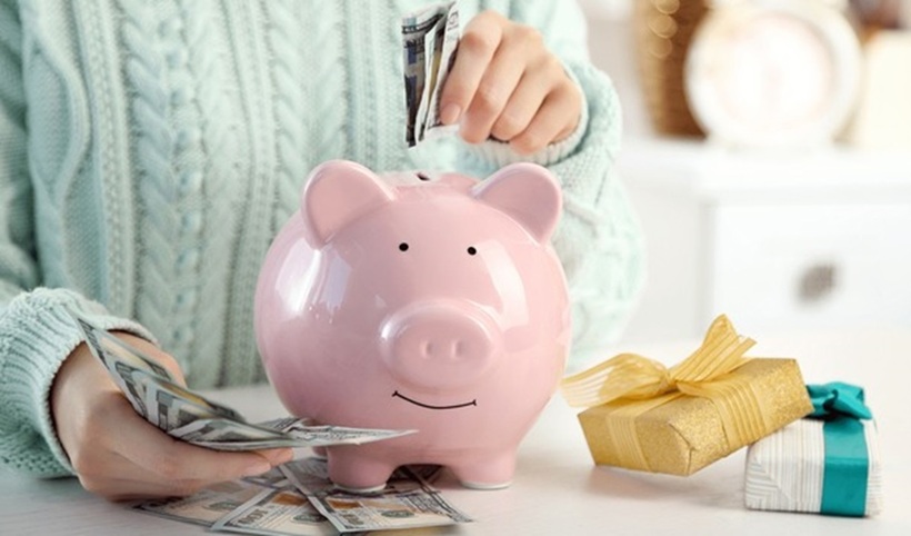  Mỗi tháng trích ra một phần nhỏ để tiết kiệm chắc chắn sau này bạn sẽ không bị động trong mọi tình huống cần đến tiền 
