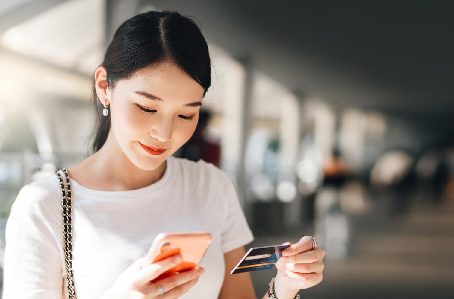  Thanh toán online bằng thẻ nhanh chóng, tiết kiệm, được hưởng nhiều ưu đãi 