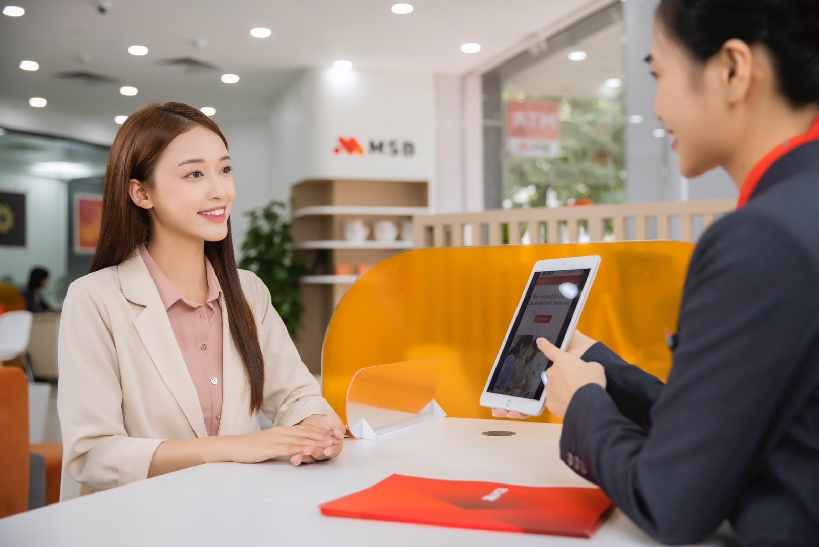 Phí phạt khi thanh toán quá hạn thẻ tín dụng