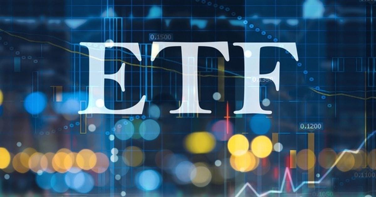Đầu tư vào quỹ ETF giúp bạn có thể mua hoặc bán cổ phiếu ở bất kỳ thời điểm nào trong ngày trước khi kết thúc phiên giao dịch cuối cùng